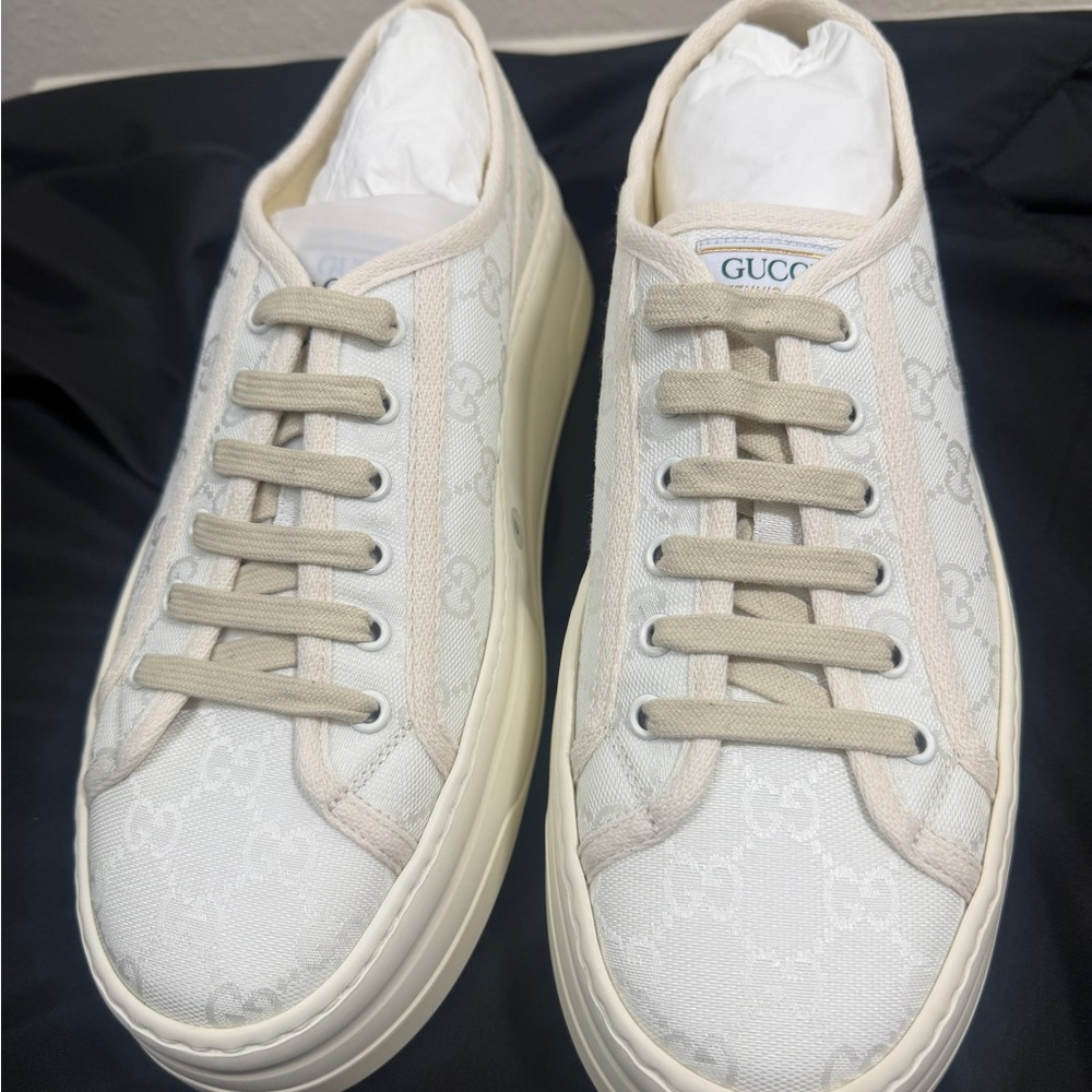 Gucci GG Treck 1977 Tennis Canvas Platform Low Top Trainer - Picture 2 of 11